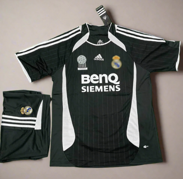 Real Madrid 2006-07 Away Retro Jersey SET